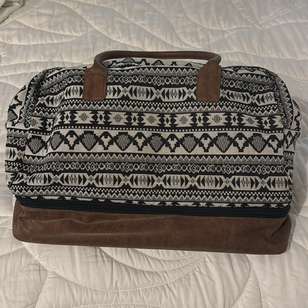 MyMealivos Canvas Weekender Bag - Picture 7 of 7